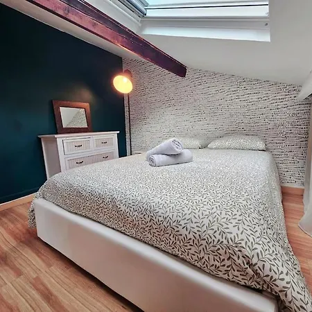 Cute Tiny House Close To Paris 아파트