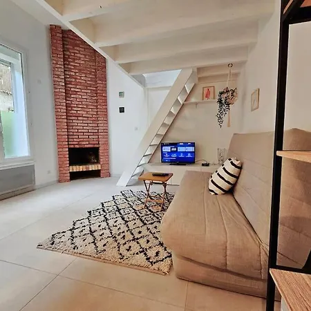 Cute Tiny House Close To Paris إيفري سور سين