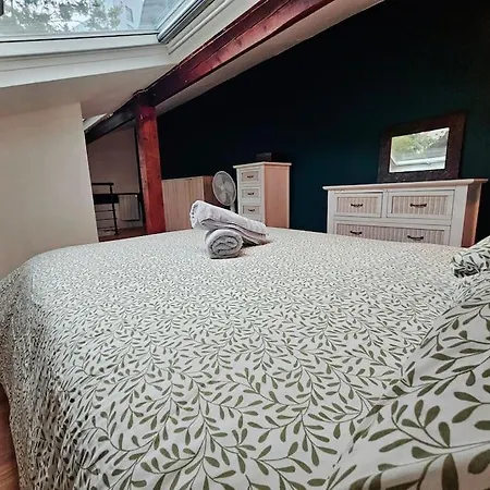 Cute Tiny House Close To Paris 아파트 이브리쉬르센